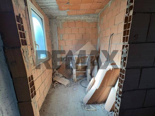 Appartamento in vendita di 100 m² in Via Acquanuova, 225