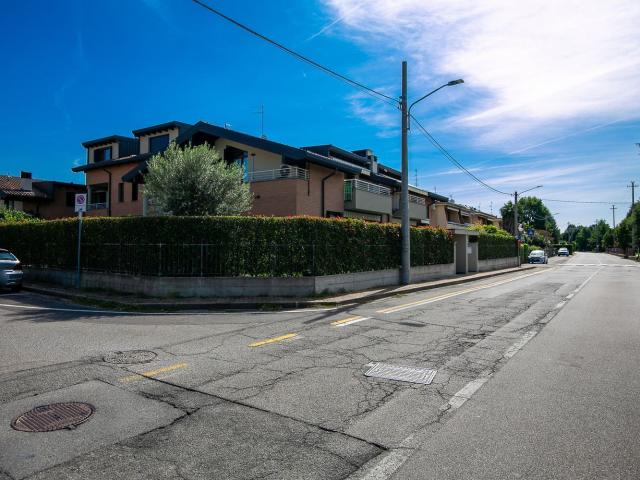 Appartamento in vendita di 100 m² in Via Adamello, 2