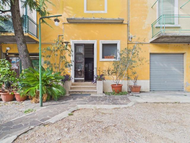 Appartamento in vendita di 100 m² in Via Adigetto, 9