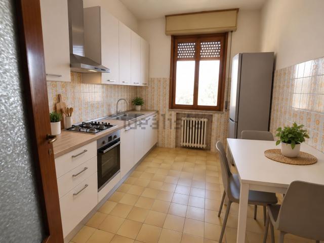 Appartamento in vendita di 100 m² in Via Aimi