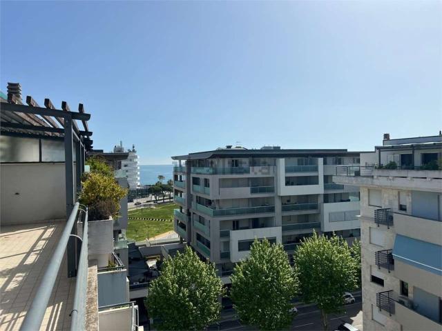 Appartamento in vendita di 100 m² in Via Inghilterra, 2