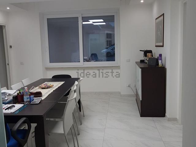 Appartamento in vendita di 100 m² in Via Alberto Sordi