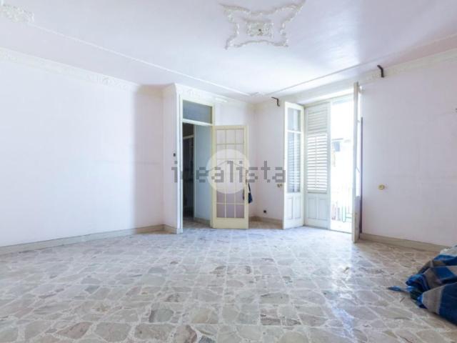 Appartamento in vendita di 100 m² in Via Alcide De Gasperi, 49