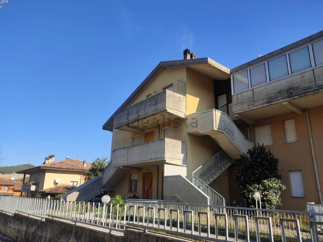 Appartamento in vendita di 100 m² in Via Alcide De Gasperi