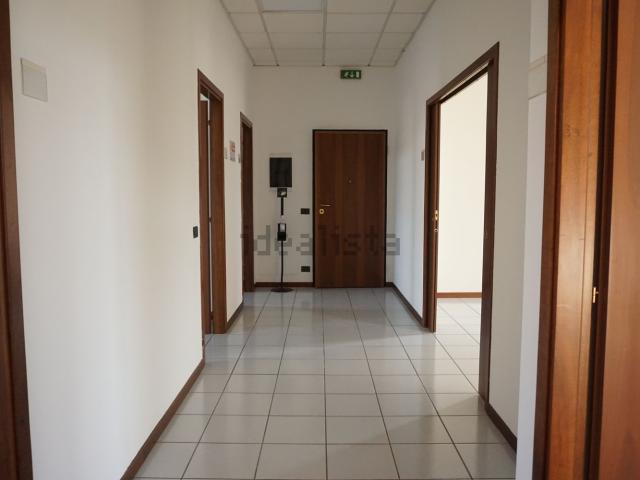 Appartamento in vendita di 100 m² in Via Aldo Moro, 47