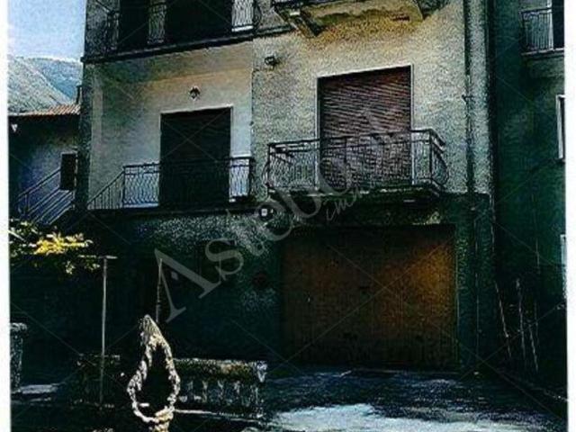 Appartamento in vendita di 100 m² in Via Alessandro Volta