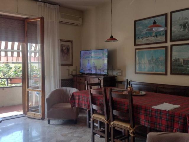 Appartamento in vendita di 100 m² in Via Algeri