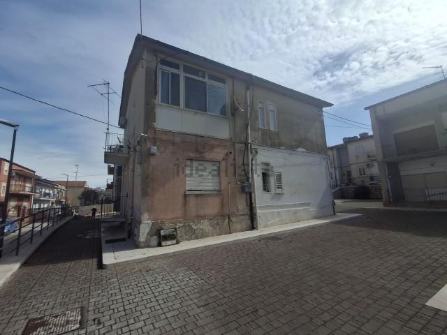 Appartamento in vendita di 100 m² in Via Apollo XI