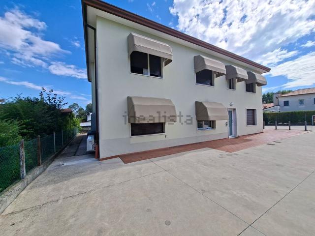 Appartamento in vendita di 100 m² in Via Argine Sinistro Novissimo, 20