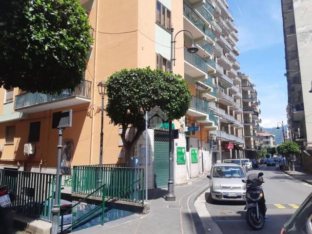 Appartamento in vendita di 100 m² in Via Armenio Carlo Angrisani, 29