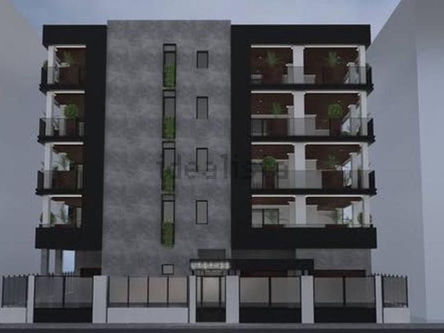 Appartamento in vendita di 100 m² in Via Assisi, 35