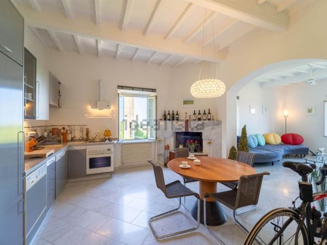 Appartamento in vendita di 100 m² in Via Bolgherese