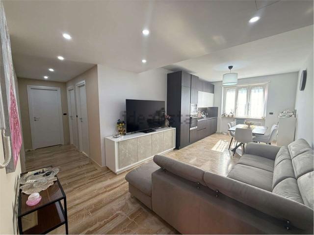 Appartamento in vendita di 100 m² in Via Boris Bradac, 55