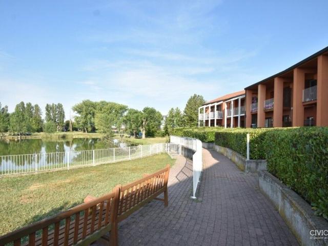 Appartamento in vendita di 100 m² in Via Battaglione Monte Berico, 43