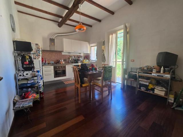 Appartamento in vendita di 100 m² in Via Baldassarre Peruzzi, 53100