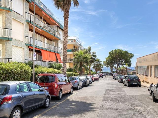 Appartamento in vendita di 100 m² in Via Barabino, 3