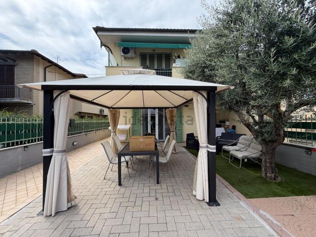 Appartamento in vendita di 100 m² in Via Barberinese, 40