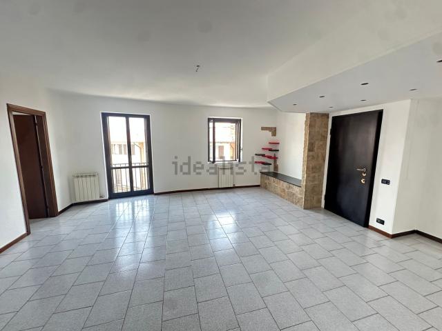 Appartamento in vendita di 100 m² in Via Bartolomeo Colleoni, 3