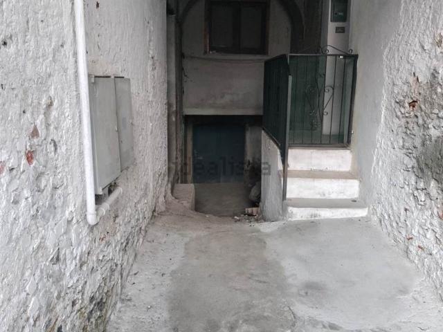 Appartamento in vendita di 100 m² in Via Beneficienza
