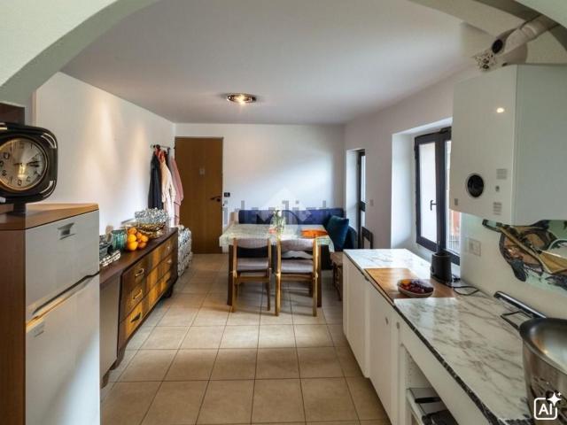 Appartamento in vendita di 100 m² in Via Benti, 5