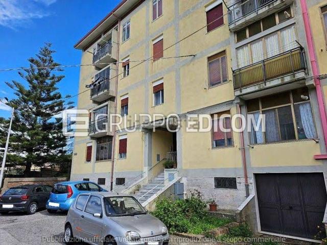 Appartamento in vendita di 100 m² in Via Bernardino Telesio