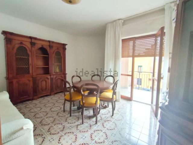 Appartamento in vendita di 100 m² in Via Bertoloni, 54033