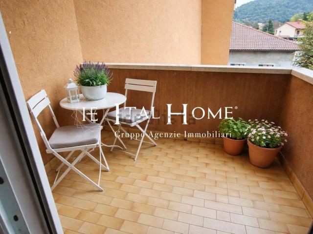 Appartamento in vendita di 100 m² in Via Brusadelli