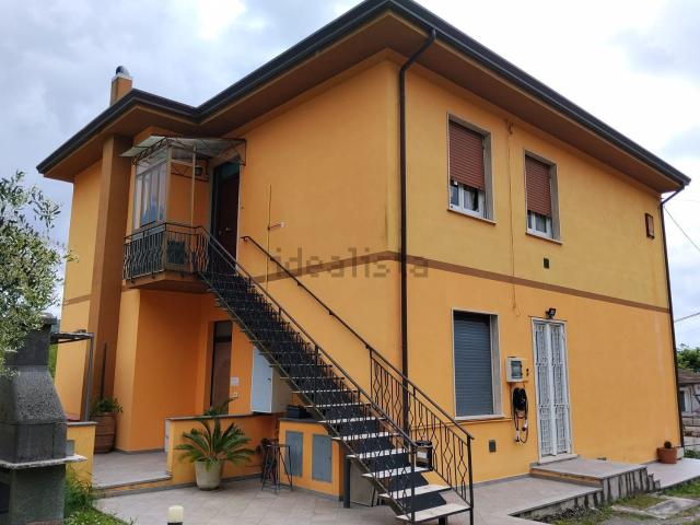 Appartamento in vendita di 100 m² in Via Brigola