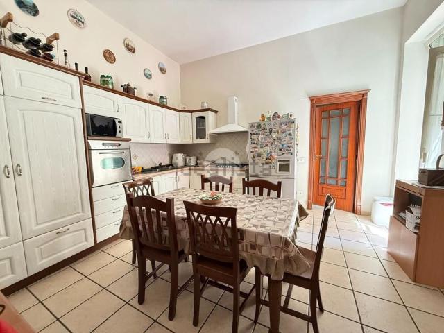 Appartamento in vendita di 100 m² in Via Brombeis, 15
