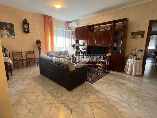Appartamento in vendita di 100 m² in Via Busto Arsizio, 19