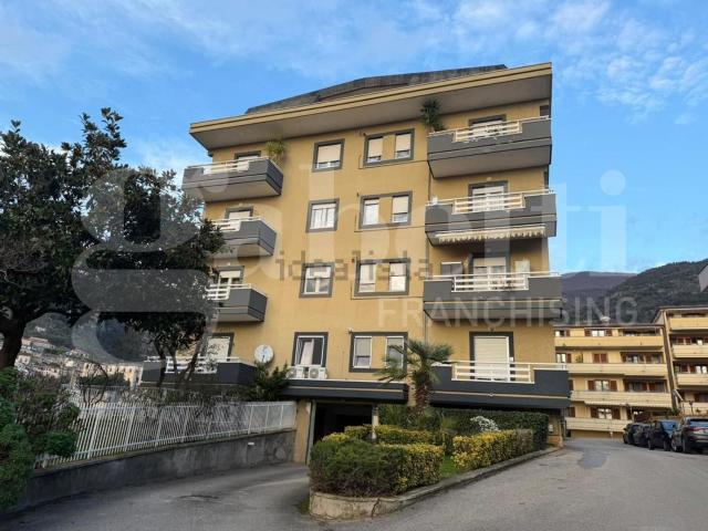 Appartamento in vendita di 100 m² in Via G. Giuseppe D&apos Amore