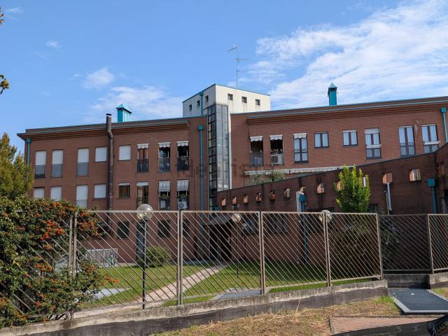 Appartamento in vendita di 100 m² in Via G.L. Bernini, 1