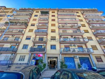 Appartamento in vendita di 100 m² in Via G. L. Bernini, 59