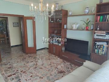 Appartamento in vendita di 100 m² in Via G. Parini