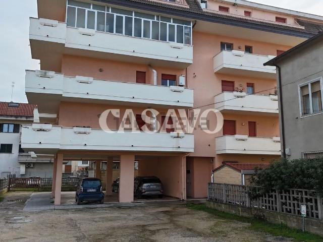 Appartamento in vendita di 100 m² in Via G. Pascoli, 10
