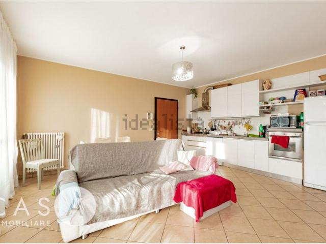 Appartamento in vendita di 100 m² in Via G. Pascoli