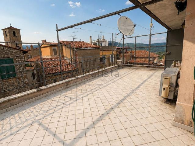 Appartamento in vendita di 100 m² in Via Goffredo Mameli, 48