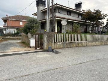 Appartamento in vendita di 100 m² in Via Gorizia, 14