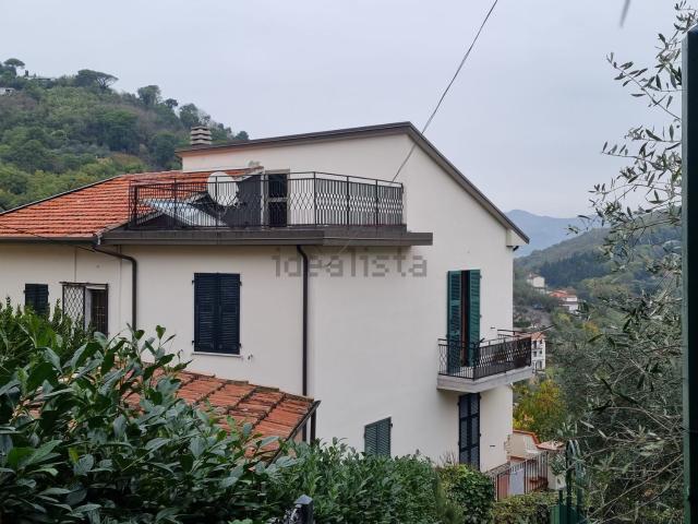 Appartamento in vendita di 100 m² in Via Gazzoli, prima traversa, 5