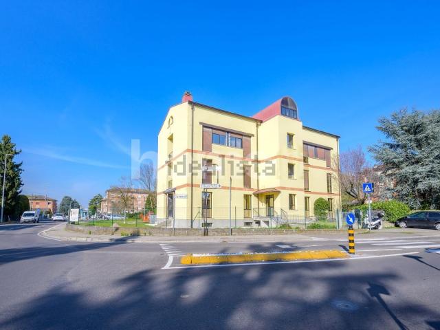 Appartamento in vendita di 100 m² in Via Gaetano Bedeschi, 2