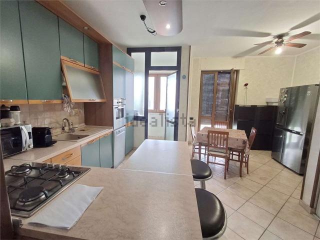 Appartamento in vendita di 100 m² in Via Gaetano Donizetti, 10
