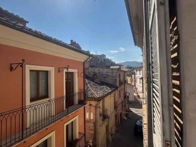 Appartamento in vendita di 100 m² in Via Getulio, 10