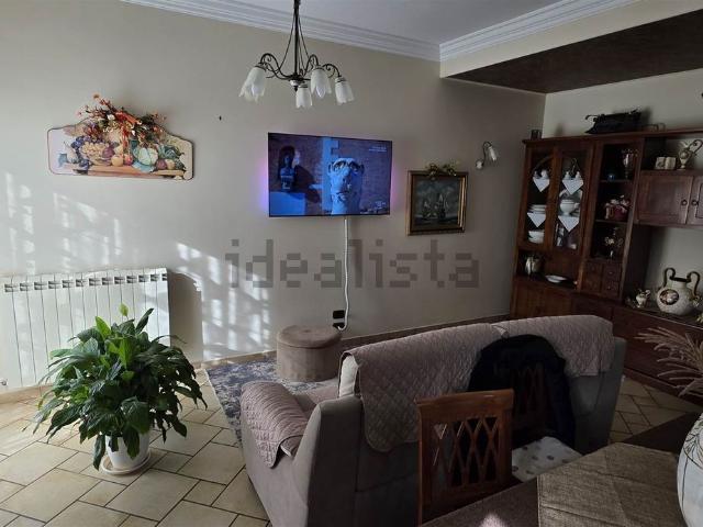 Appartamento in vendita di 100 m² in Via Genova