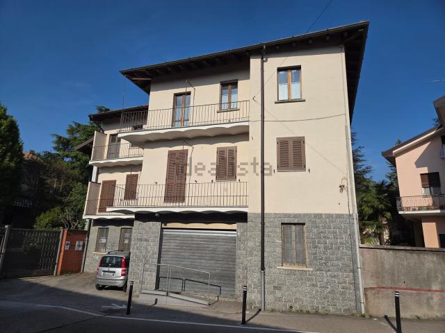 Appartamento in vendita di 100 m² in Via Giuseppe Garibaldi, 16
