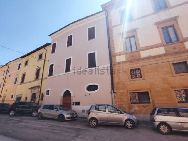 Appartamento in vendita di 100 m² in Via Giuseppe Garibaldi, 112