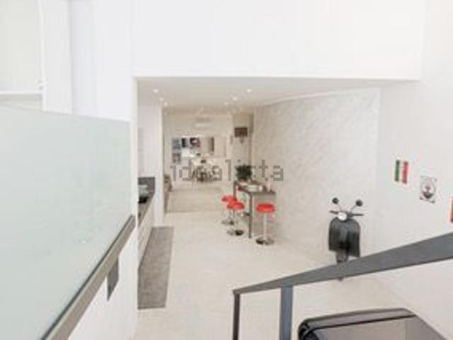 Appartamento in vendita di 100 m² in Via Giuseppe Saverio Mercadante