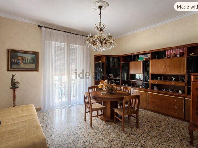Appartamento in vendita di 100 m² in Via Giuseppe Sequenza