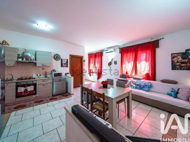 Appartamento in vendita di 100 m² in Via Giacomo Matteotti