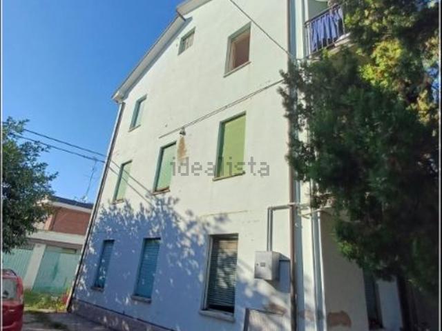 Appartamento in vendita di 100 m² in Via Giacomo Matteotti