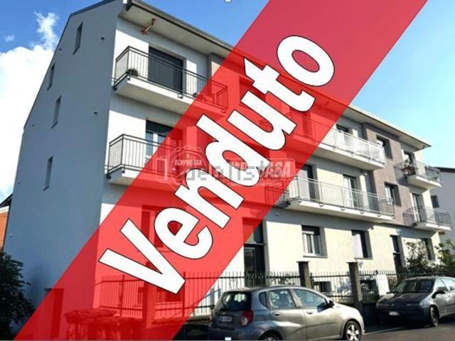 Appartamento in vendita di 100 m² in Via Giacomo Puccini, 10